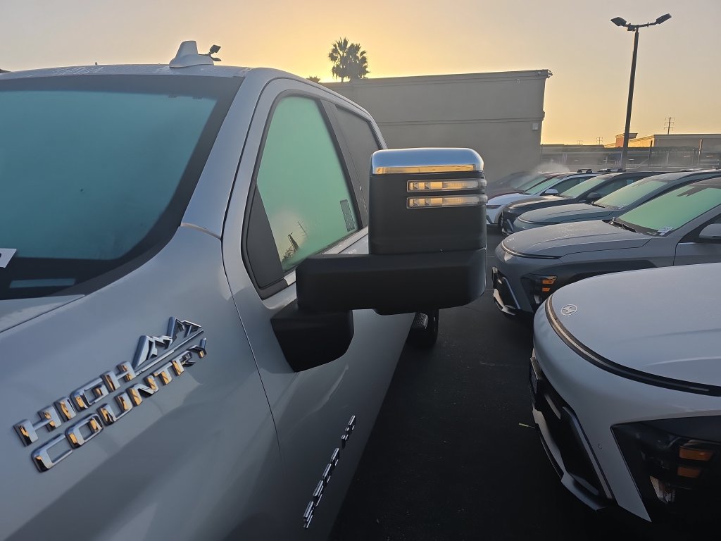 Used 2021 Chevrolet Silverado 3500 High Country AWD/4WD image 14