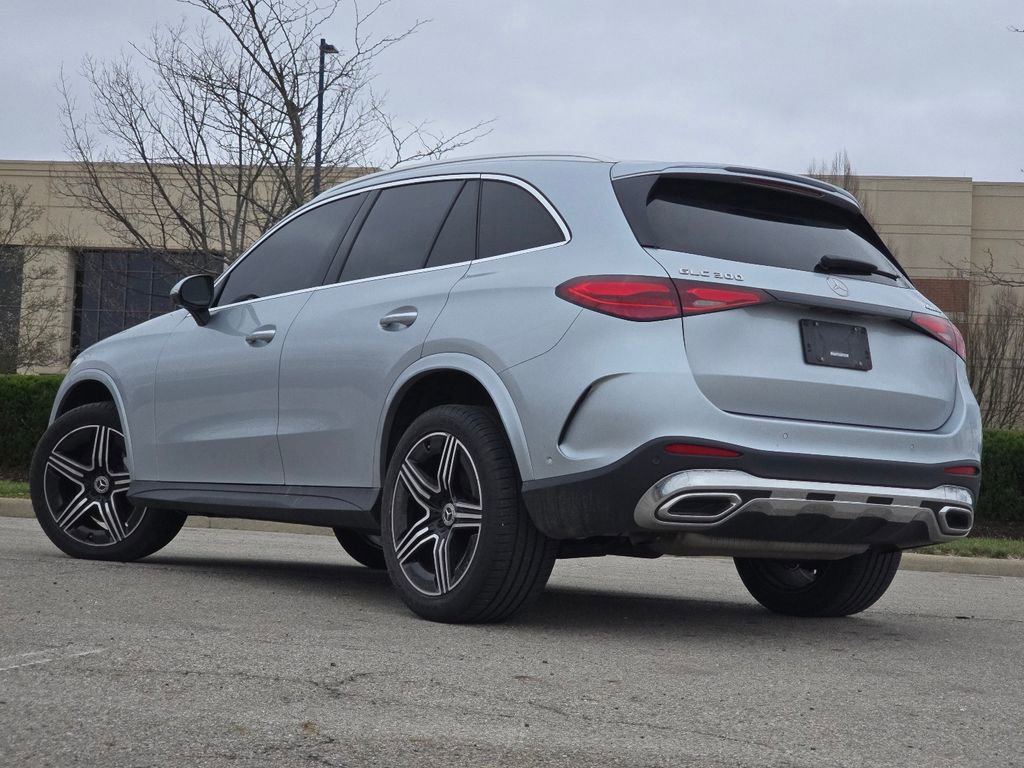 Used 2023 Mercedes-Benz GLC 300 4MATIC image 14