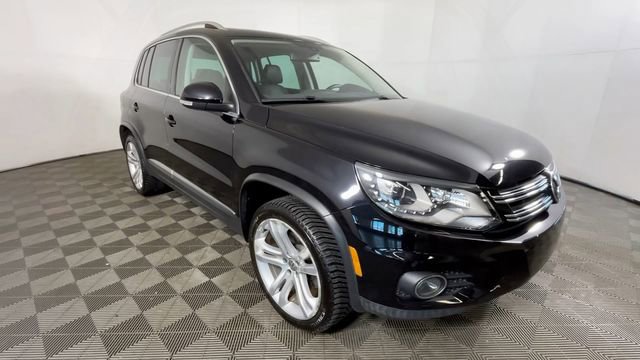 Used 2016 Volkswagen Tiguan SEL FWD image 12