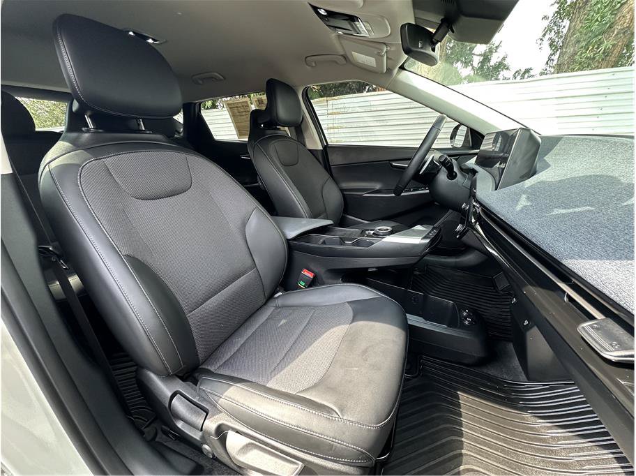 Used 2024 Kia EV6 Light AWD/4WD image 15