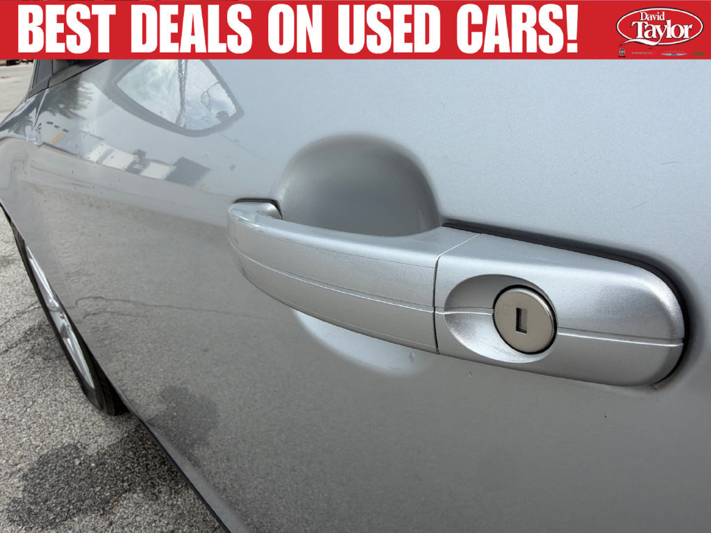 Used 2015 Ford Focus SE w/ SE Cold Weather Package FWD image 41