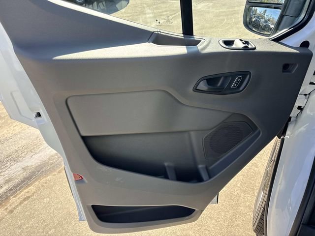 New 2026 Ford Transit 250 148 Medium Roof RWD image 19