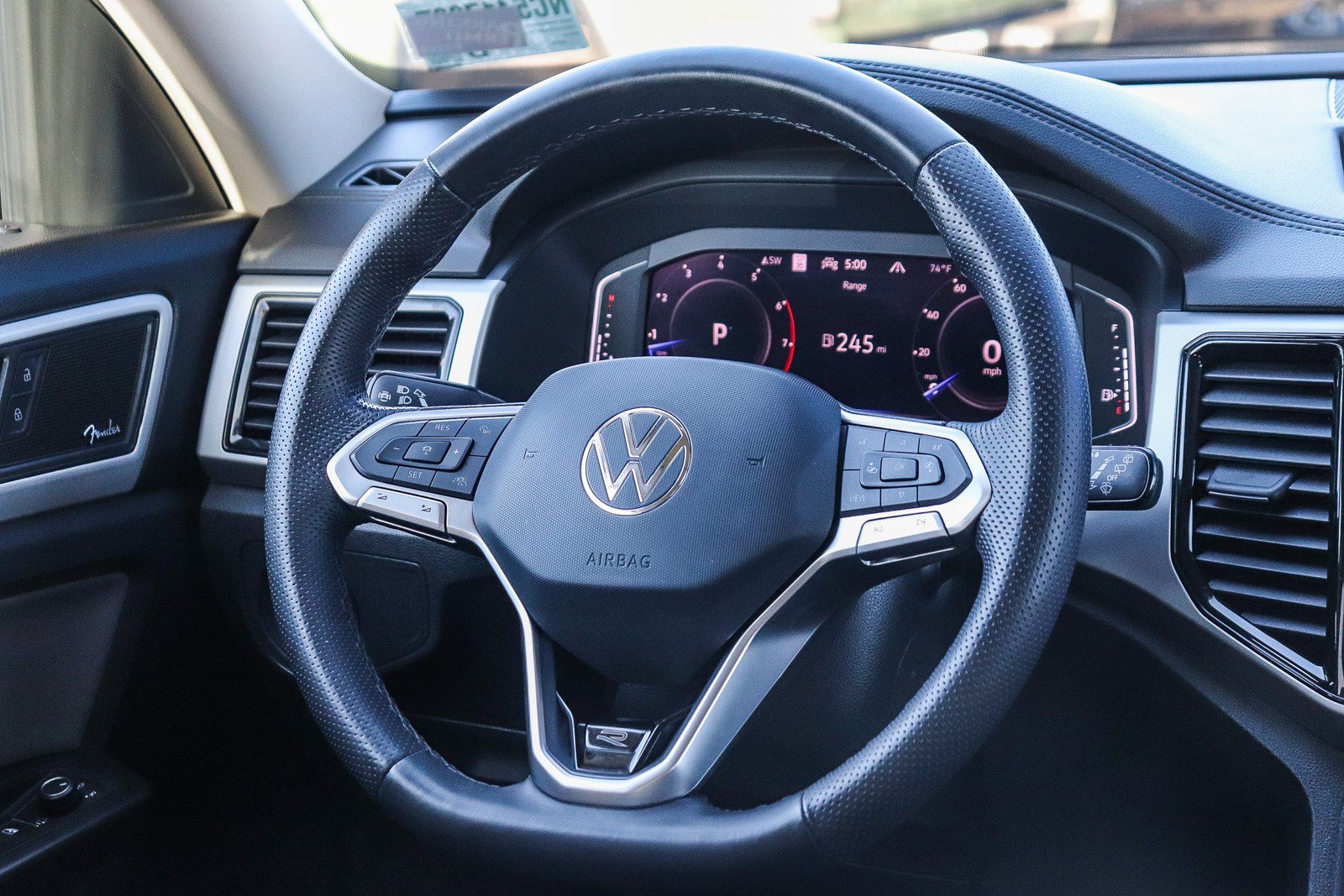 Used 2022 Volkswagen Atlas SEL Premium AWD/4WD image 17