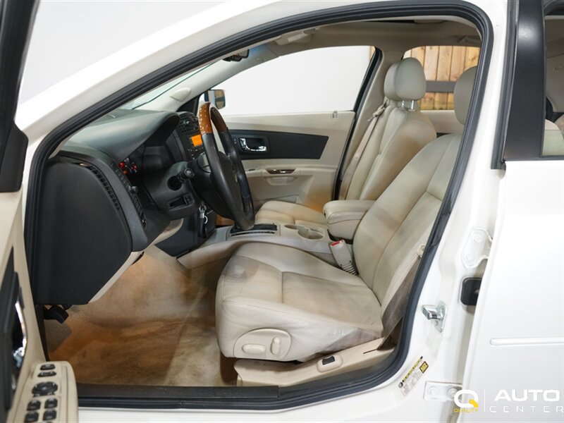 Used 2005 Cadillac CTS 3.6 w/ Luxury Package RWD image 11