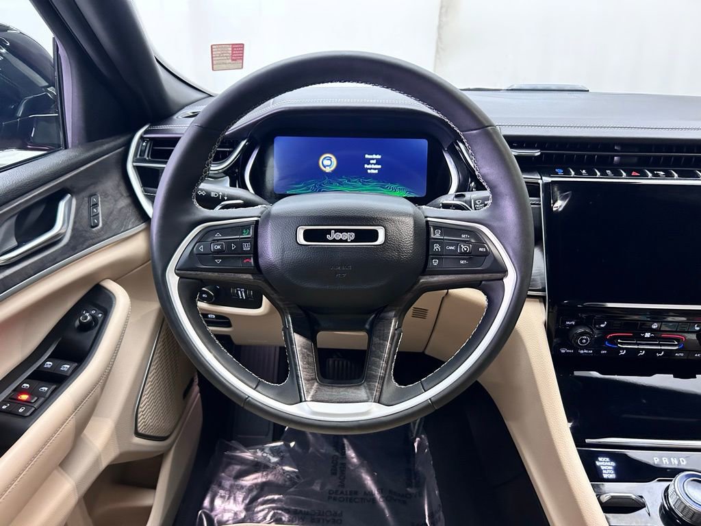 Used 2022 Jeep Grand Cherokee Limited 4xe image 27