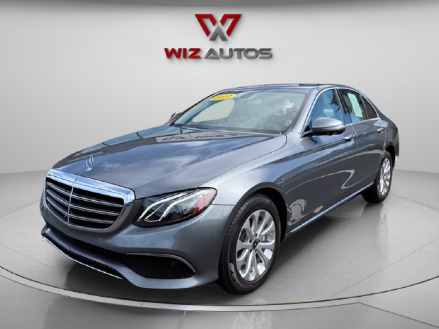 Used 2019 Mercedes-Benz E 300 4MATIC image 1