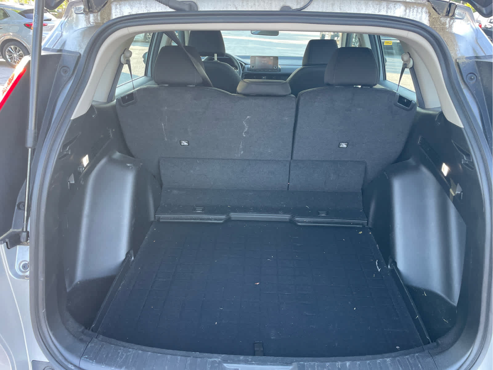 Used 2024 Honda CR-V LX image 10