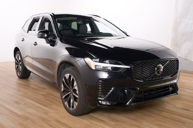 Certified 2026 Volvo XC60 B5 Plus AWD/4WD image 3
