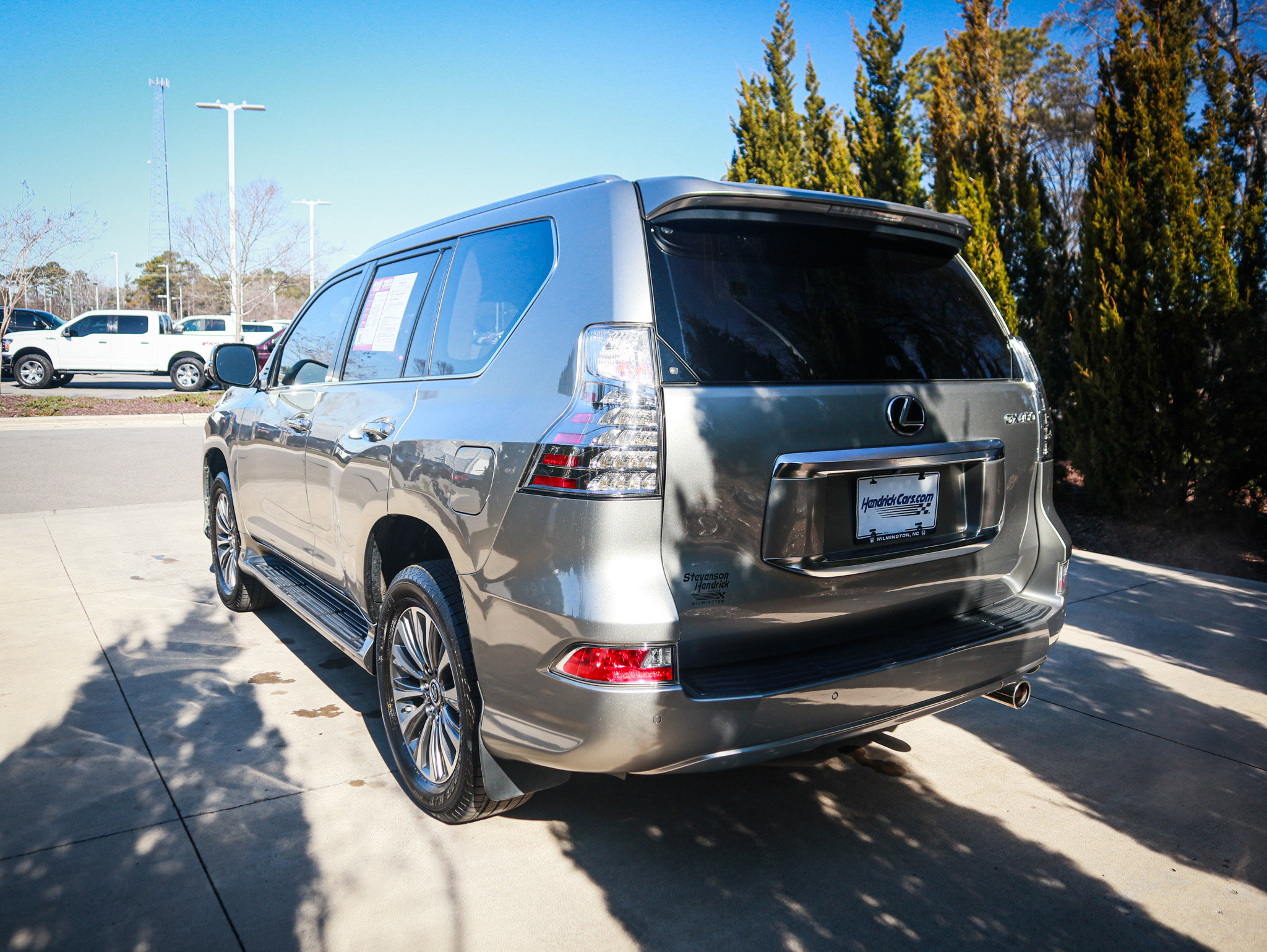 Used 2020 Lexus GX 460 Luxury w/ Accessory Package AWD/4WD image 48