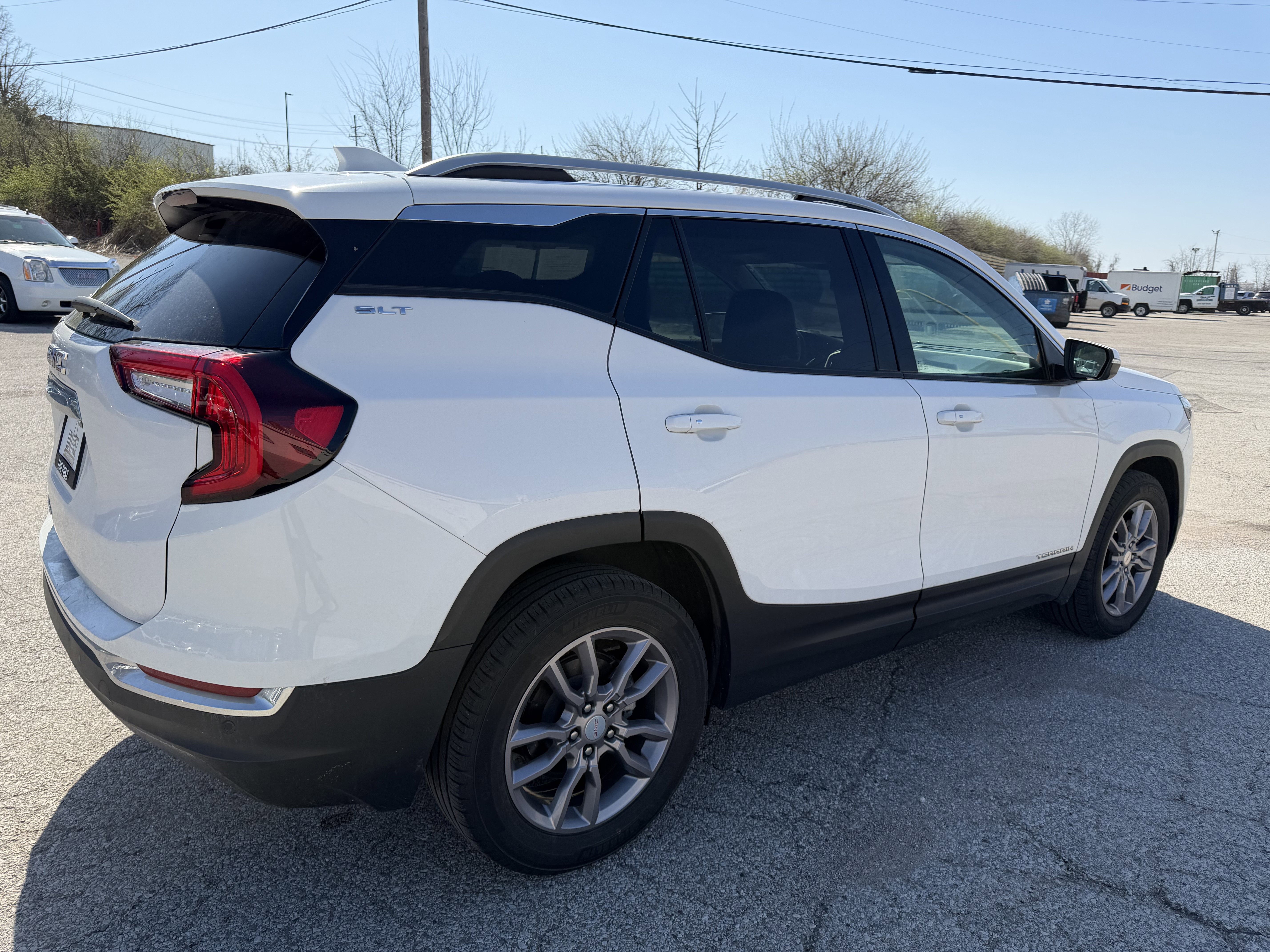 Used 2023 GMC Terrain SLT image 7