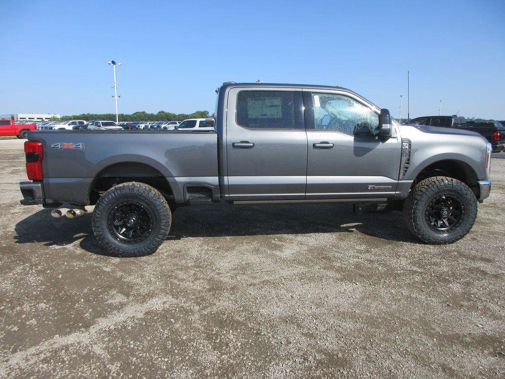 New 2026 Ford F250 Lariat AWD/4WD image 2