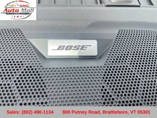 Used 2025 GMC Canyon AT4 w/ Technology Plus Package image 33
