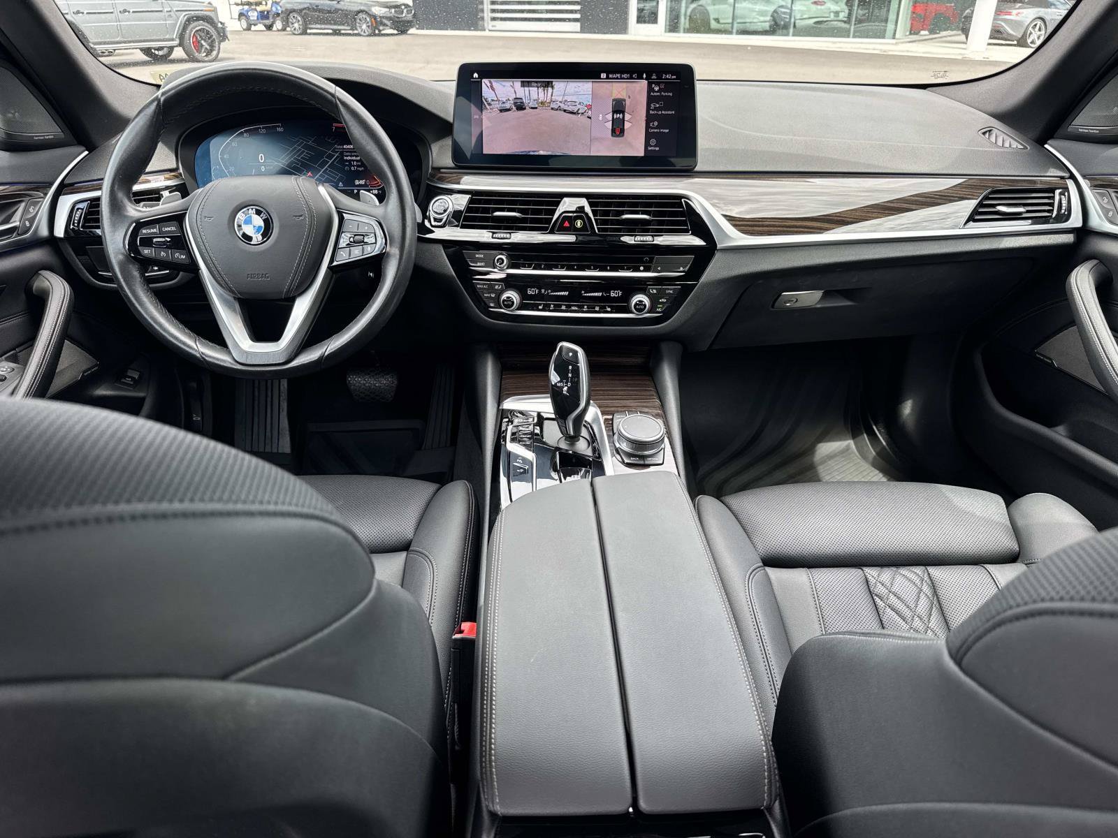 Used 2021 BMW 530i w/ Premium Package RWD image 14