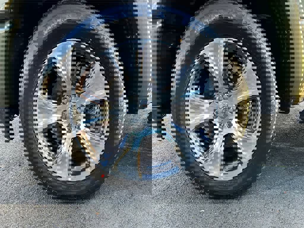 Used 2021 RAM 1500 Laramie w/ Sport Appearance Package image 8