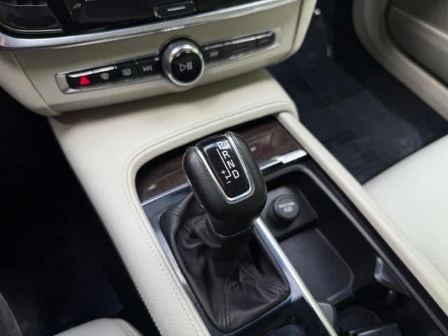 Used 2018 Volvo S90 T6 Momentum w/ Convenience Package AWD/4WD image 23