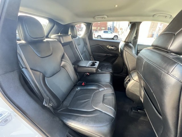 Used 2023 Jeep Cherokee Altitude Lux image 20