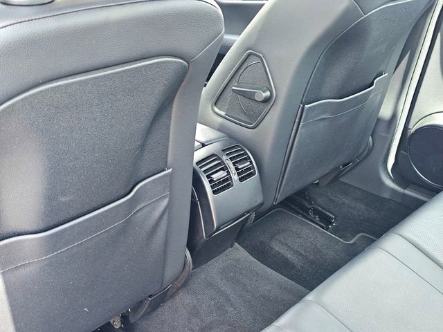 Used 2012 Mercedes-Benz C 300 4MATIC Sedan image 23