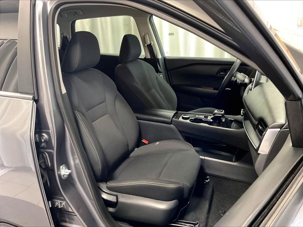 Certified 2024 Nissan Rogue S AWD/4WD image 11