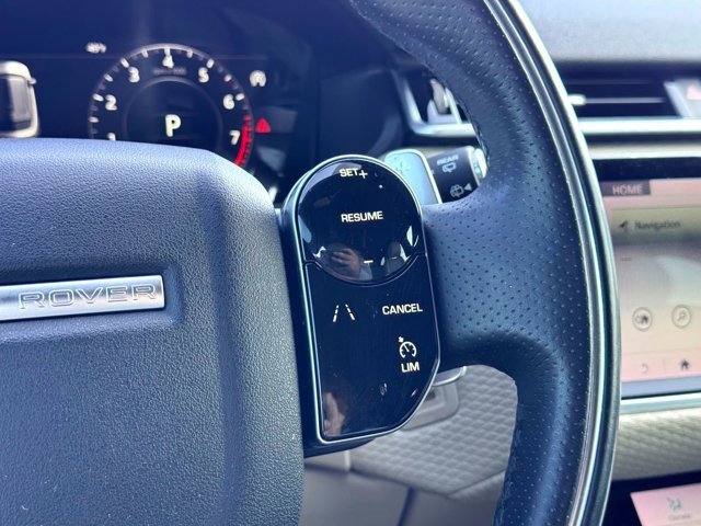 Used 2018 Land Rover Range Rover Velar R-Dynamic SE image 27