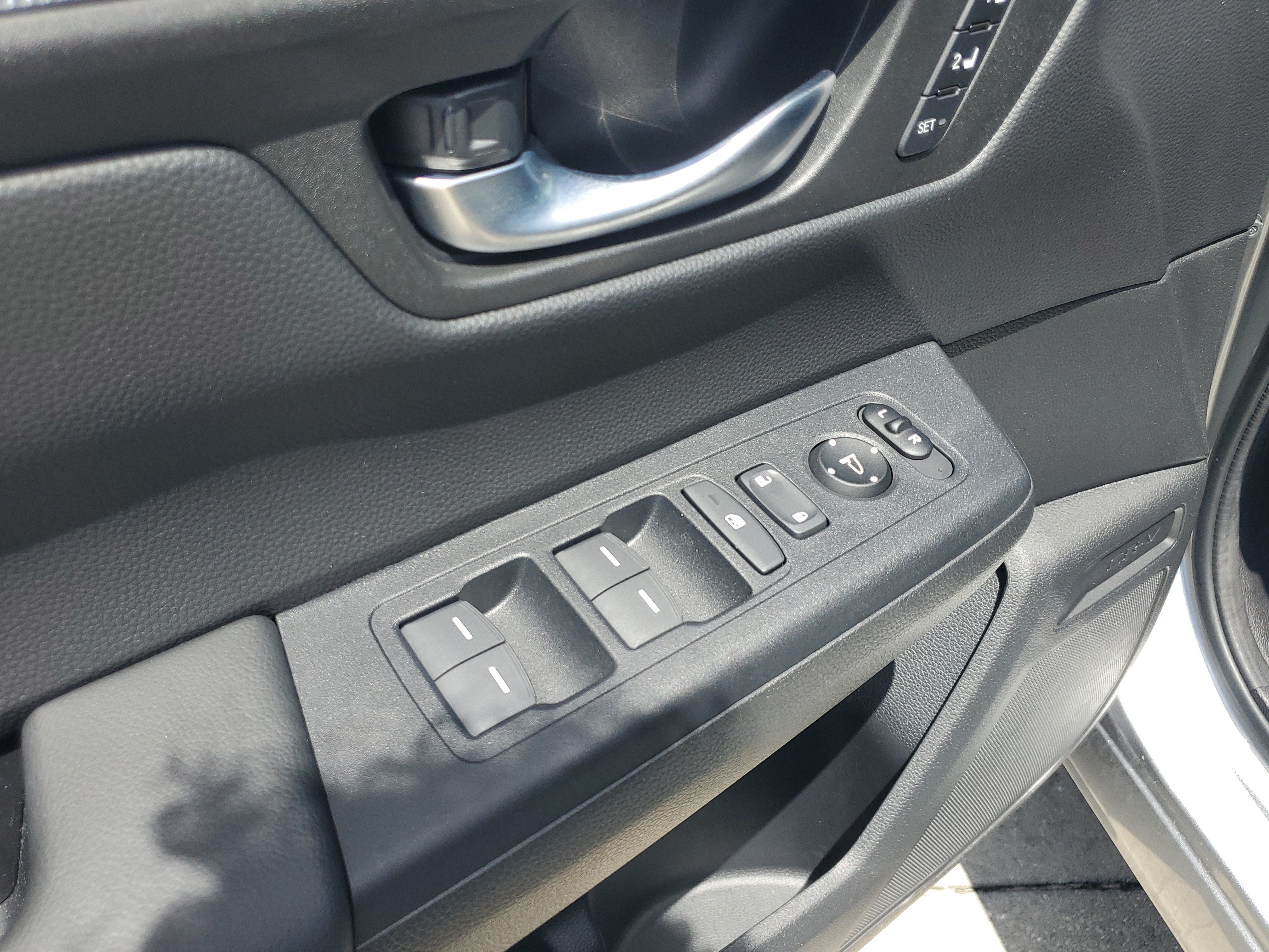 Used 2025 Honda CR-V Sport-L image 22