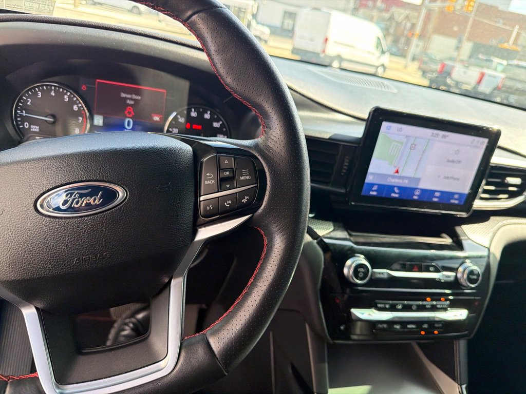 Used 2023 Ford Explorer ST-Line w/ Class IV Trailer Tow Package AWD/4WD image 26