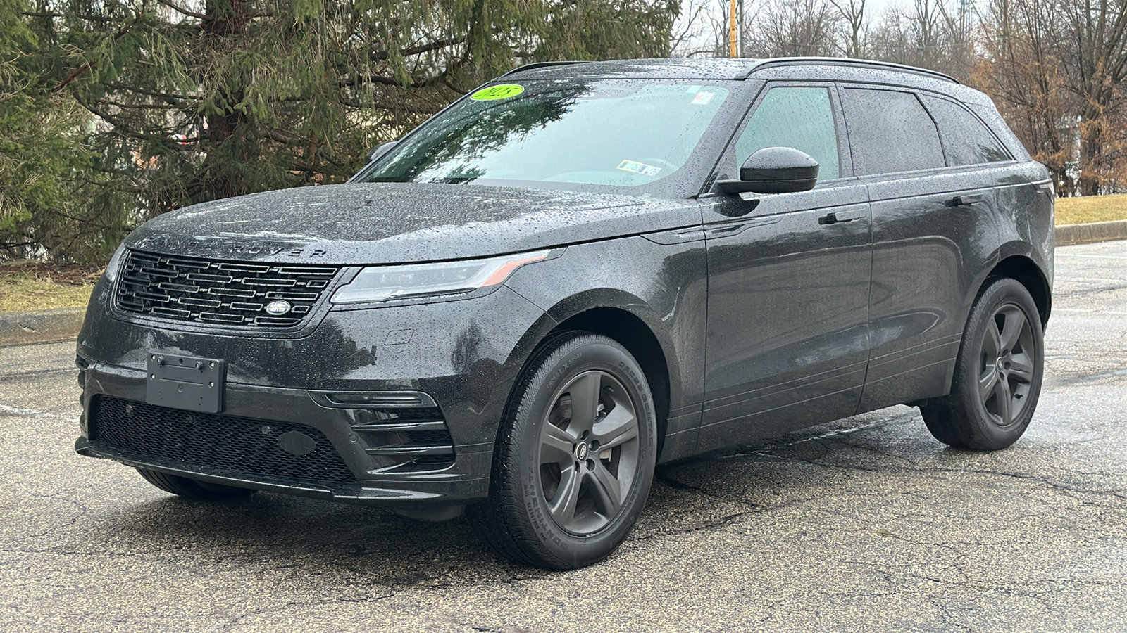 Used 2025 Land Rover Range Rover Velar Dynamic SE image 2