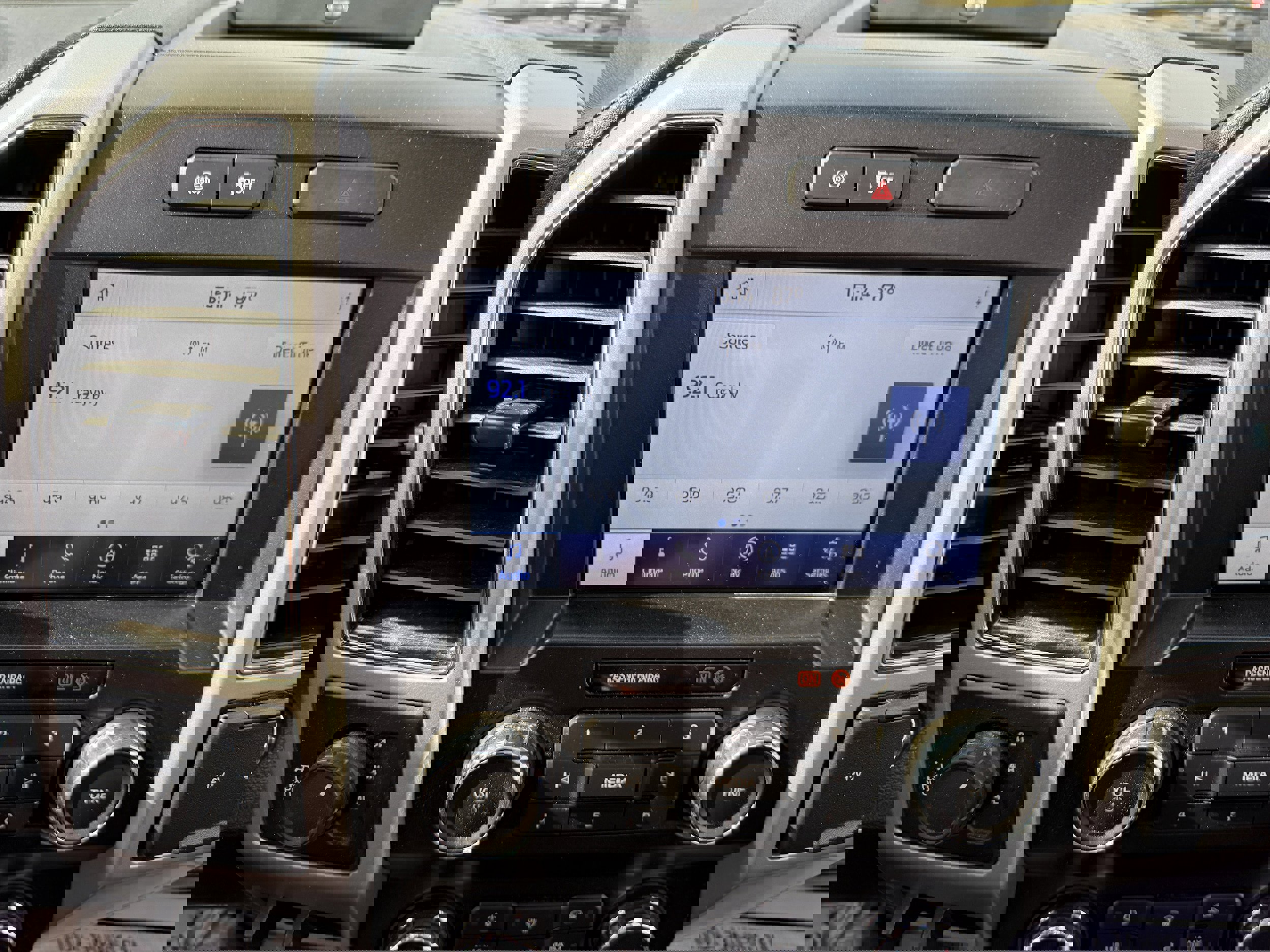 Used 2021 Ford F250 Lariat image 24