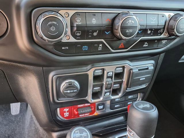 Used 2022 Jeep Wrangler Unlimited Rubicon 4xe w/ Cold Weather Group image 16