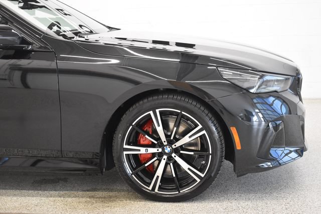 New 2027 BMW 550e xDrive w/ Executive Package AWD/4WD image 13