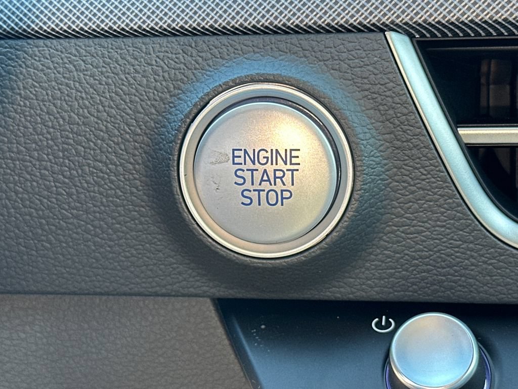 New 2025 Hyundai Sonata SE FWD image 31