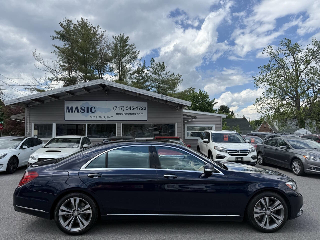 Used 2015 Mercedes-Benz S 550 4MATIC Sedan image 4