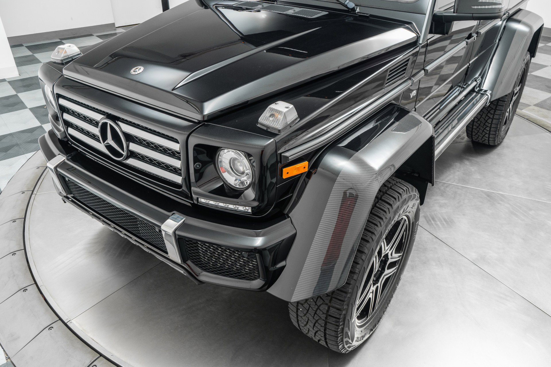 Used 2018 Mercedes-Benz G 550 Squared image 34