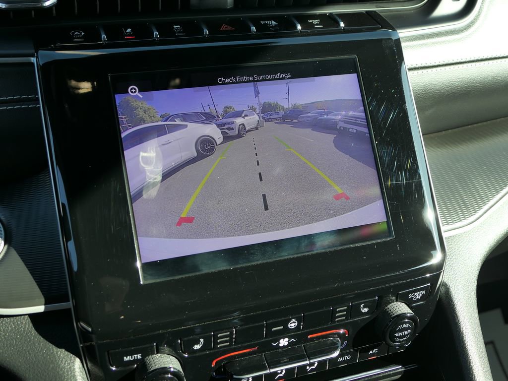 Used 2023 Jeep Grand Cherokee Altitude image 18