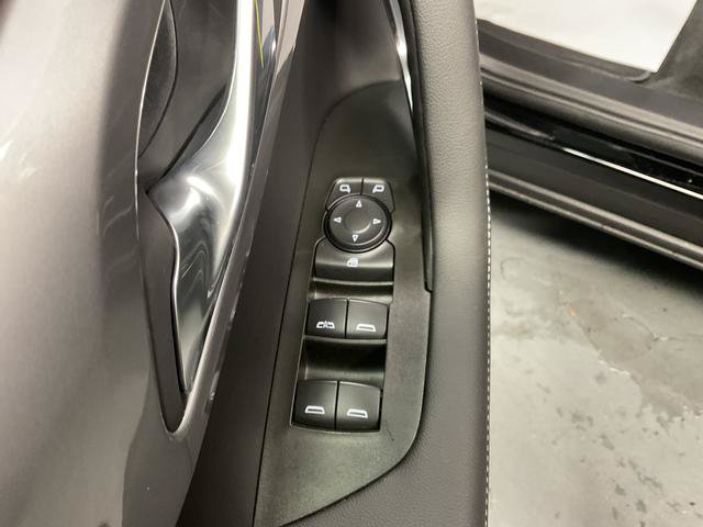 Used 2026 Chevrolet Blazer LT AWD/4WD image 13
