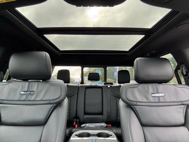 New 2026 Ford F250 Platinum AWD/4WD image 15