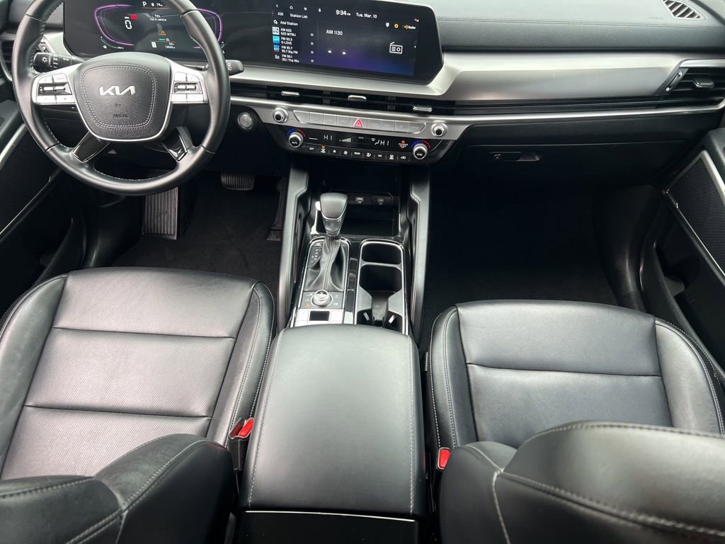 Certified 2024 Kia Telluride LX image 18
