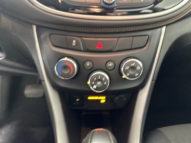 Used 2018 Chevrolet Trax LS image 23