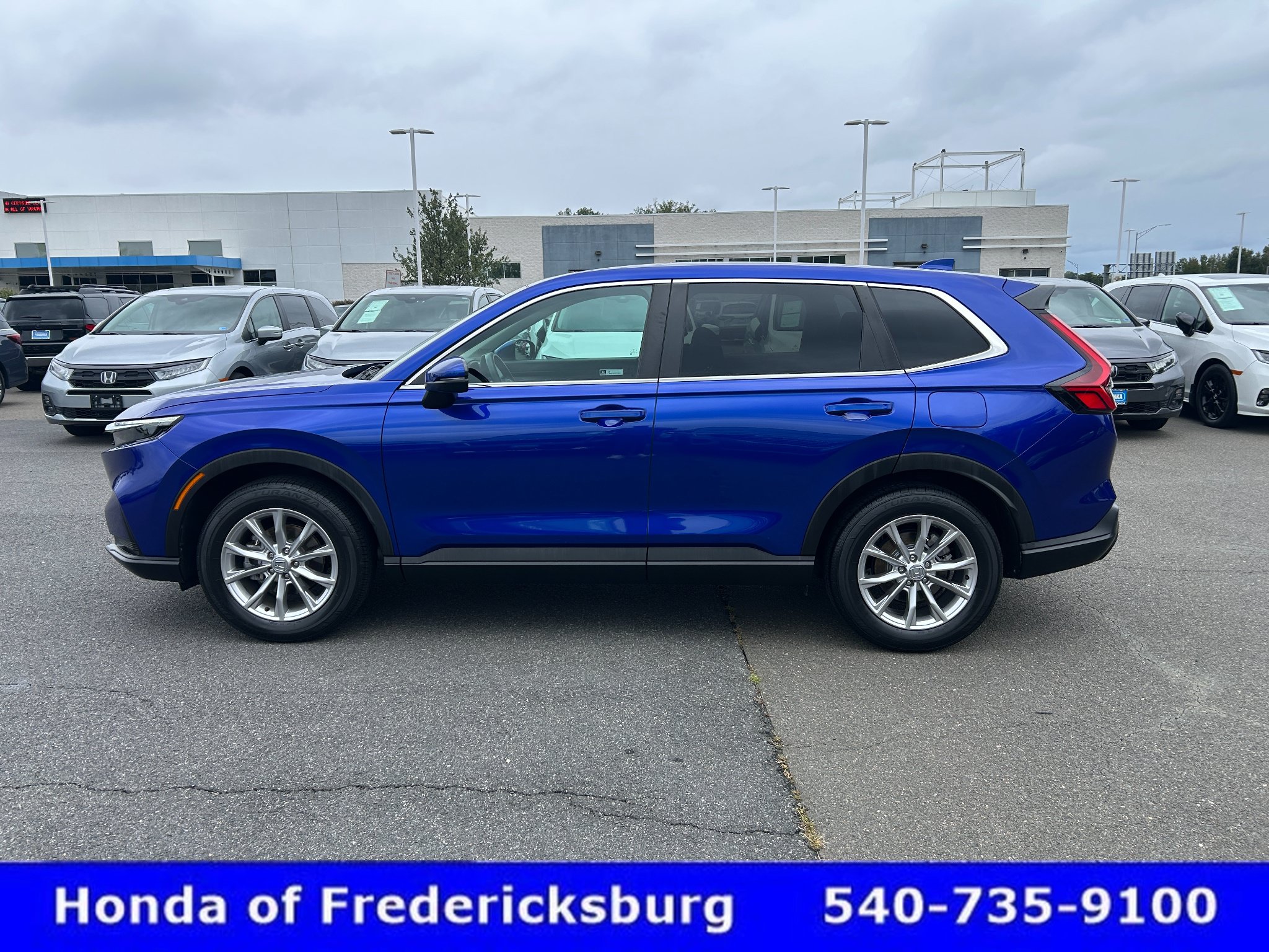 Certified 2024 Honda CR-V EX image 3
