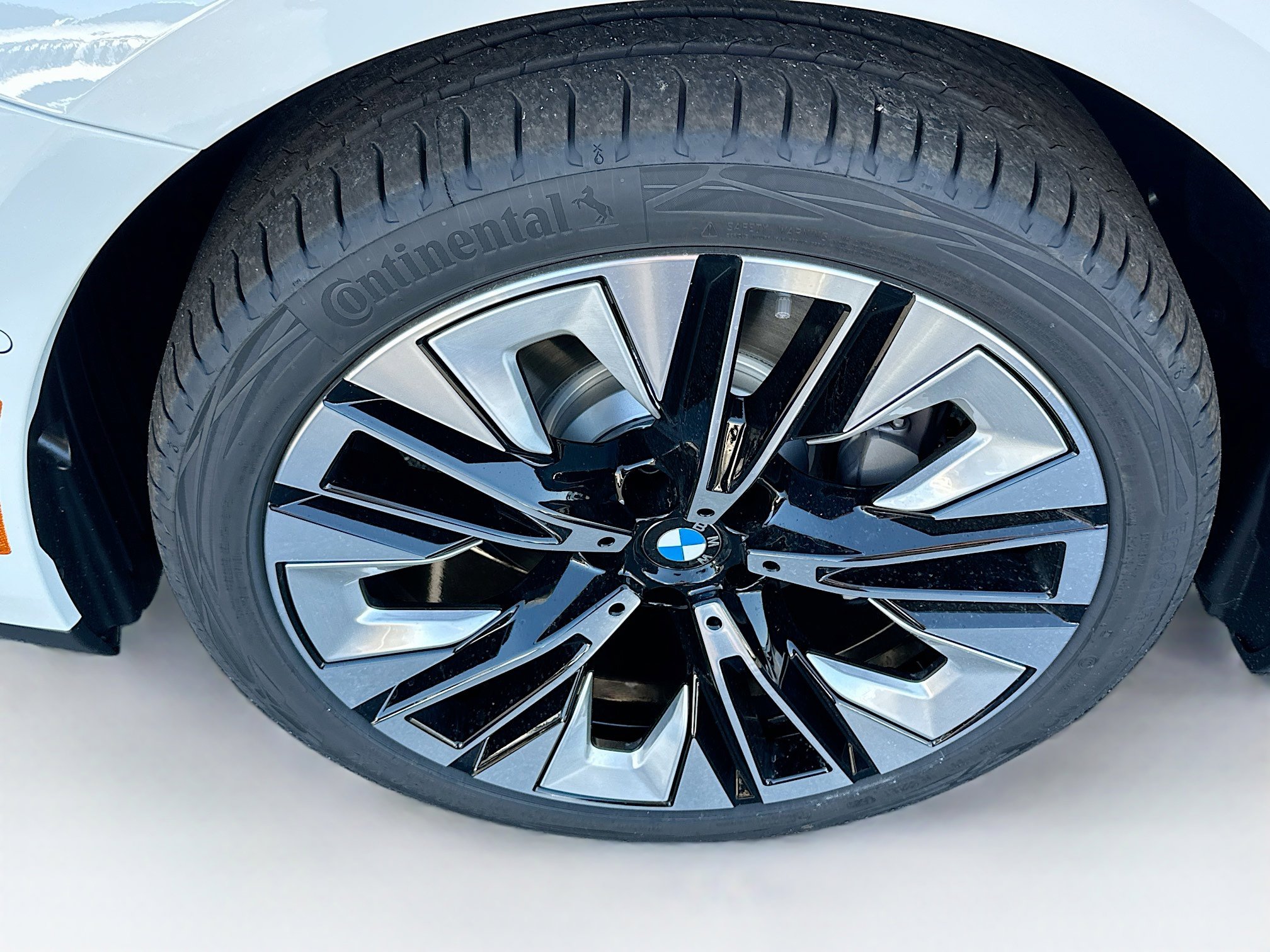 New 2026 BMW 530i image 26