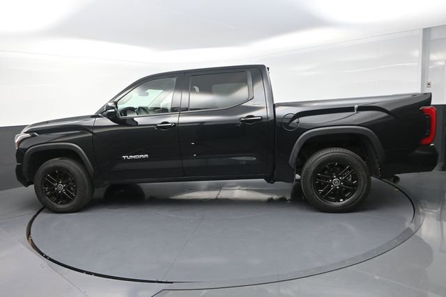 Used 2022 Toyota Tundra SR5 w/ Advanced Technology Package AWD/4WD image 51