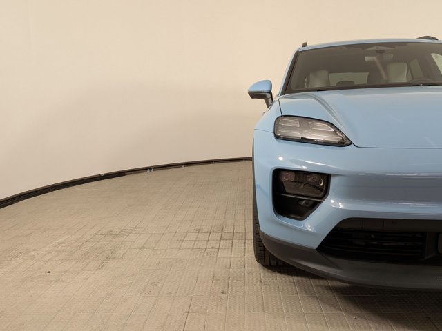 New 2026 Porsche Macan Electric image 12