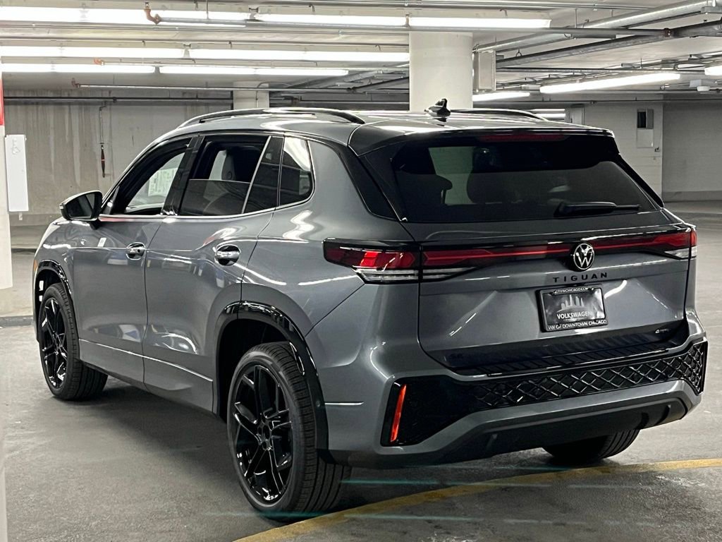 New 2026 Volkswagen Tiguan SE R-Line AWD/4WD image 5
