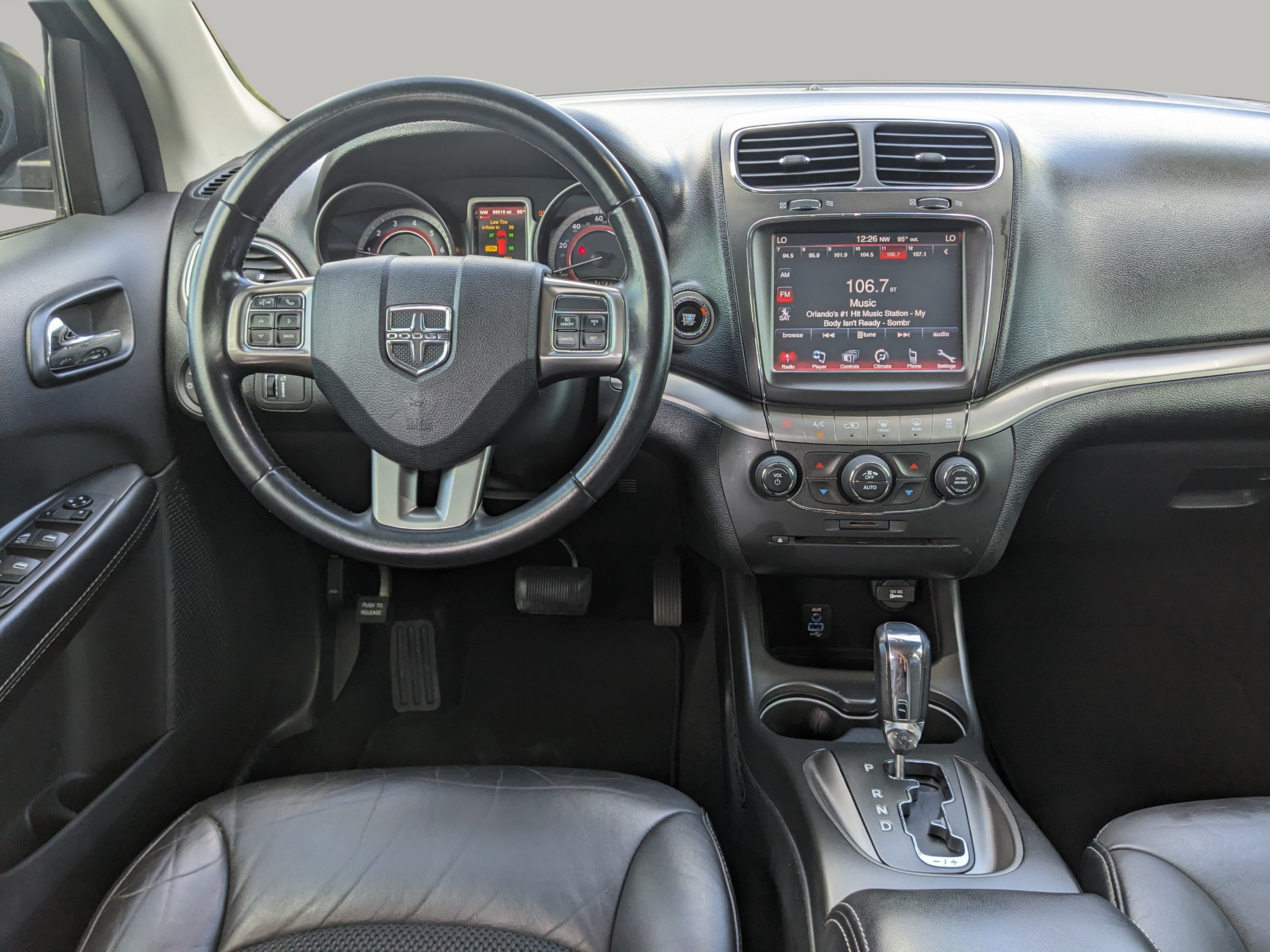 Used 2019 Dodge Journey Crossroad w/ Driver Convenience Group FWD image 19