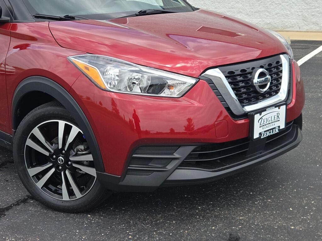Used 2020 Nissan Kicks SV FWD video 2