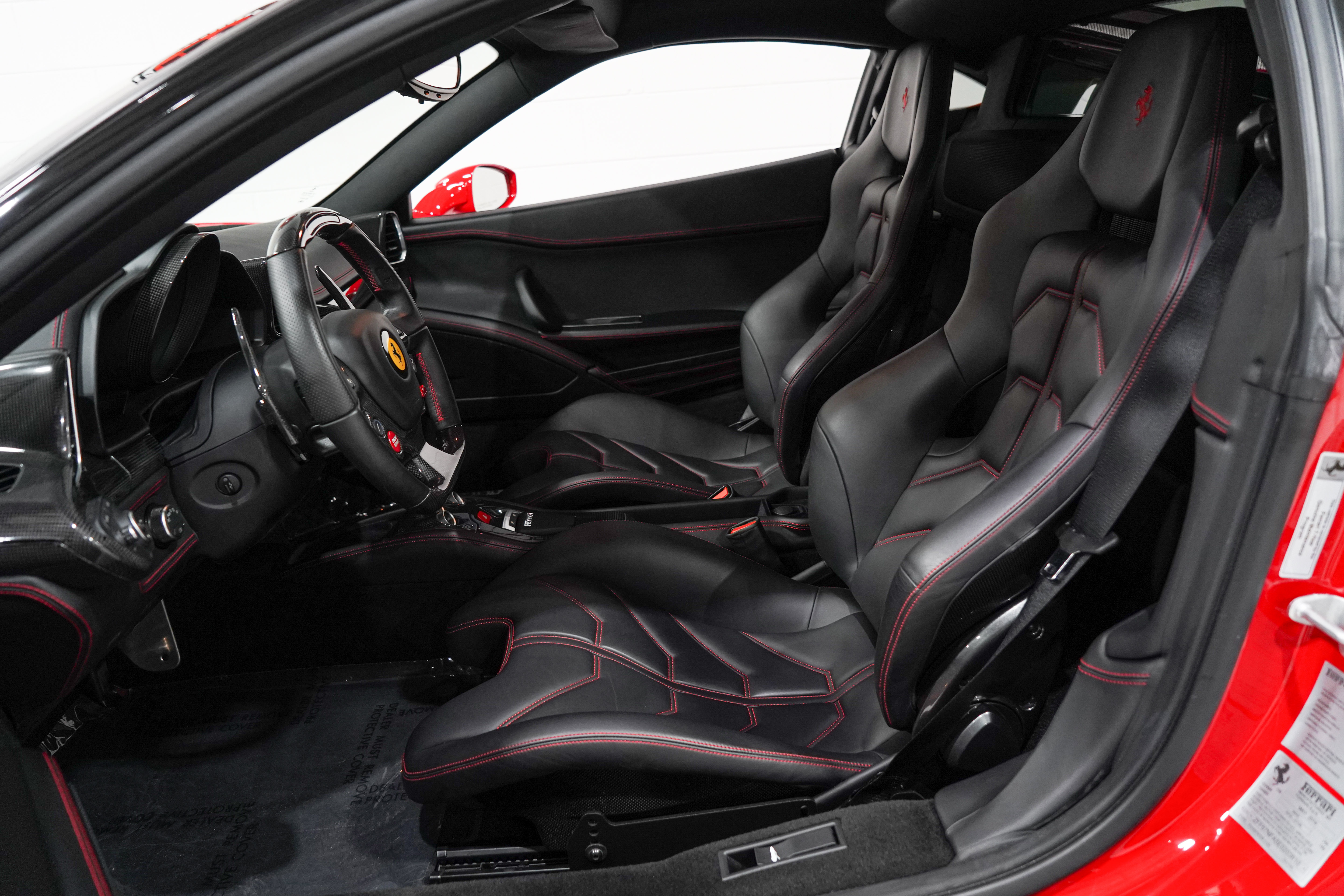 Used 2014 Ferrari 458 Italia Coupe RWD image 8