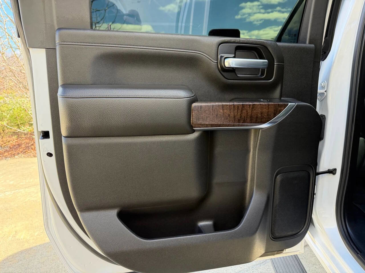 Used 2020 GMC Sierra 2500 Denali w/ Denali Ultimate Package image 16