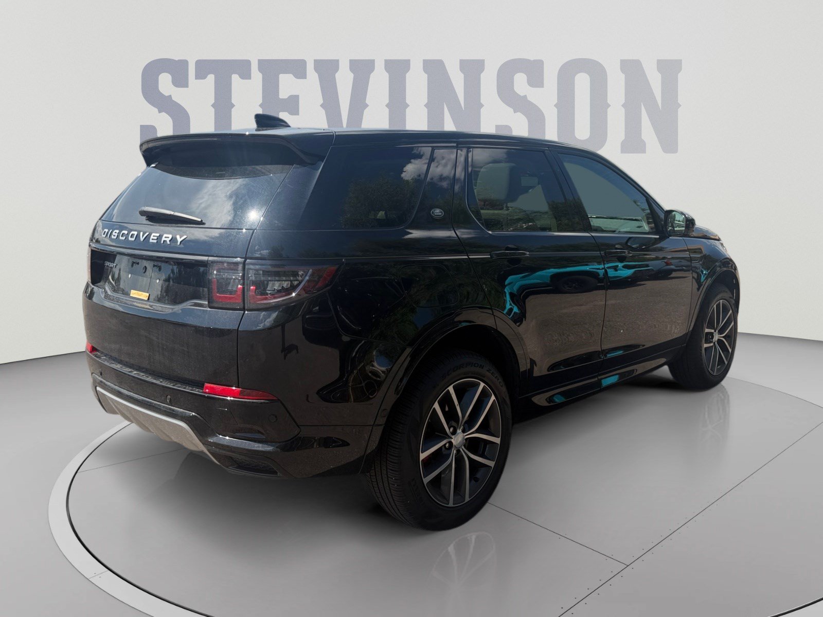 Used 2024 Land Rover Discovery Sport S AWD/4WD image 5