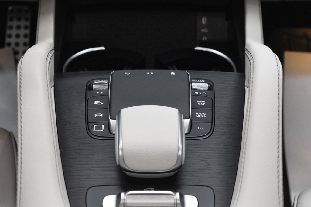 Certified 2025 Mercedes-Benz GLS 580 4MATIC image 31