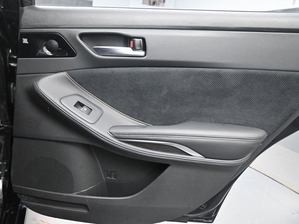 Used 2019 Toyota Avalon Touring w/ Advanced Safety Package image 25