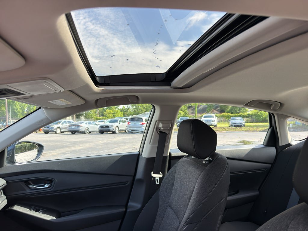 Used 2023 Honda Accord EX image 16